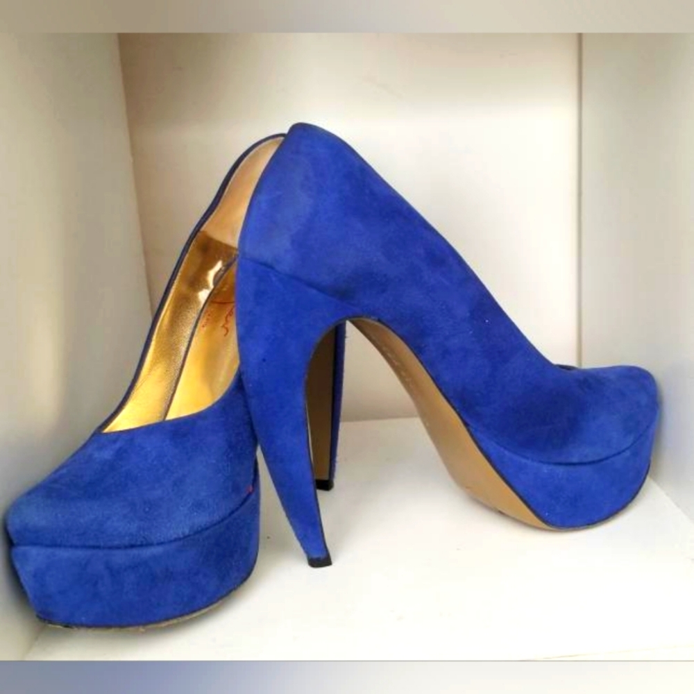 Walter Steiger blue suede curved heels